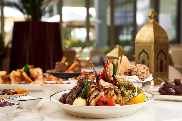 فندق سانت ريجيس دبي، النخلة يستعد لاستقبال شهر رمضان المبارك
