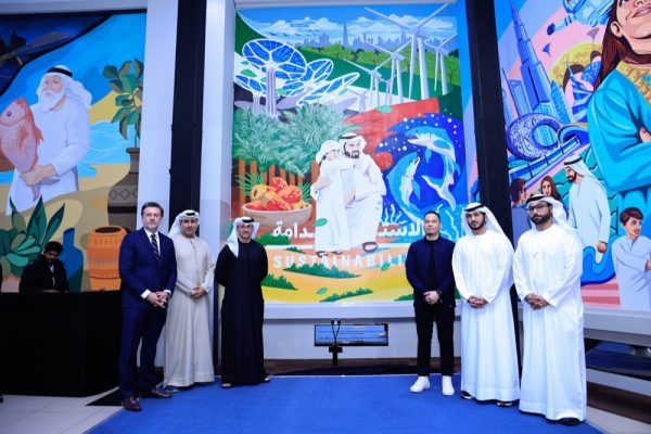 “دبي للثقافة” و”ماركت الواجهة البحرية”  تكرمان الفائز