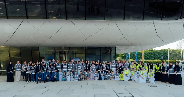 Dubai Customs continues to carry out the "Sawa’ed Al-Furdah" initiative by distributing 30,000 iftar meals to road users and drivers