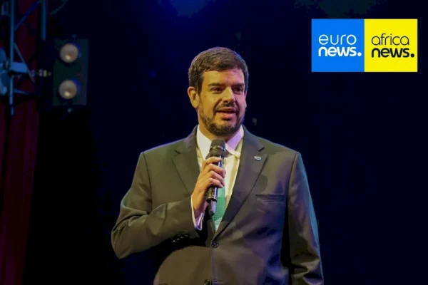 EuroNews hosted an exclusive corporate dinner at the iconic venue The Theatre in Dubai on April 28, gathering over 200 distinguished