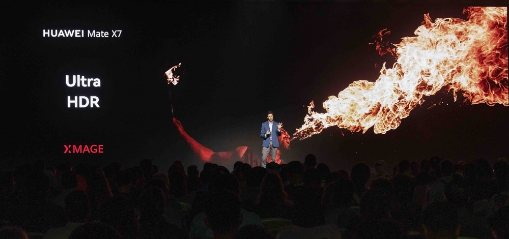 Dubai, United Arab Emirates, December 12, 2025 - Huawei set the stage in Dubai last night with the highly anticipated Unfold